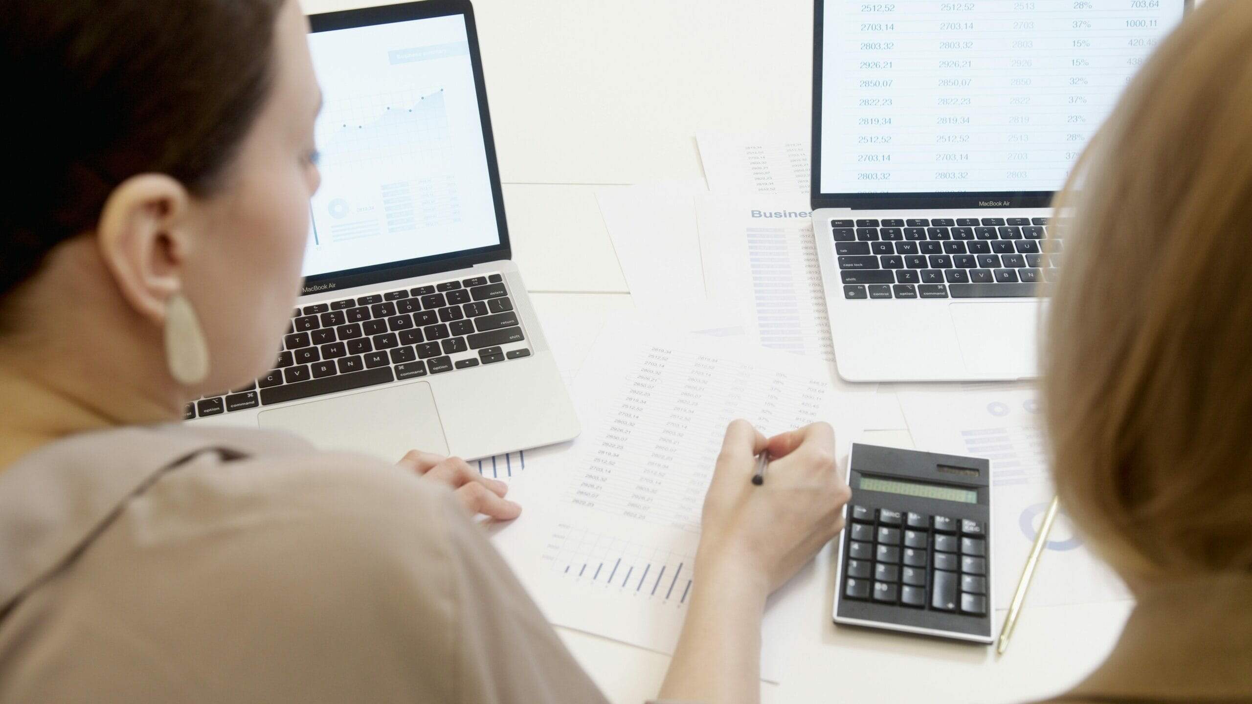 O Papel do Analytics na Redução de Custos Operacionais